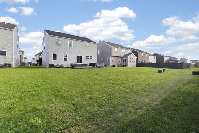 60 Henderson Lane, South Bloomfield, OH 43103