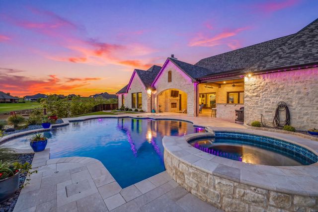 144 Condor View, Weatherford, TX 76087
