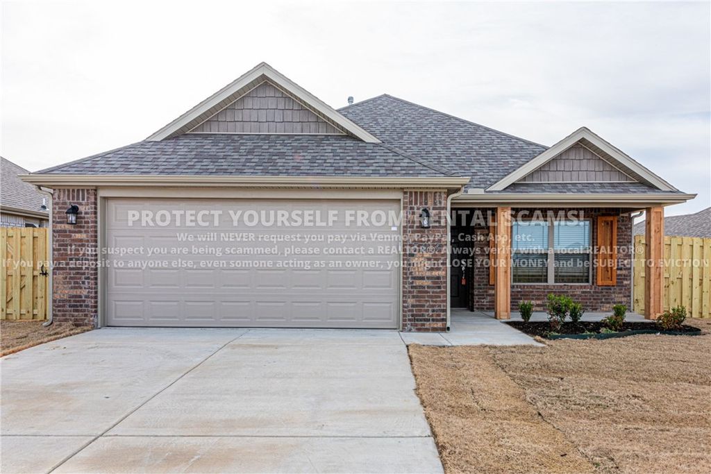703 Quartzite Avenue, Lowell, AR 72745