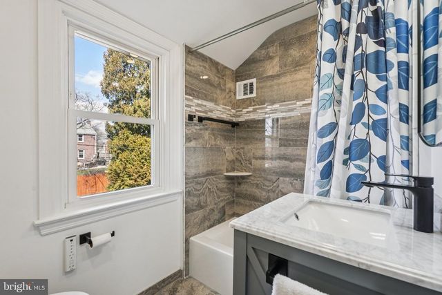 1511 ROBINSON AVE, Havertown, PA 19083