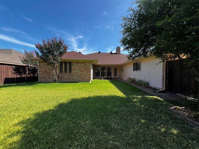 2501 Primrose Drive, Richardson, TX 75082
