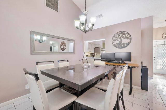 7259 Papaya Way, Tamarac, FL 33321