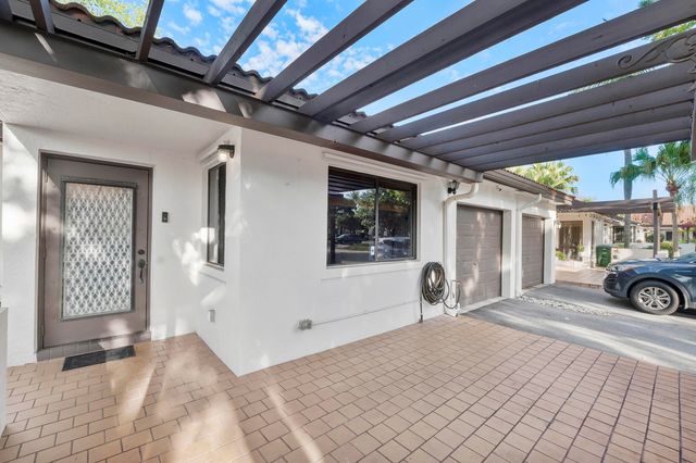 7259 Papaya Way, Tamarac, FL 33321