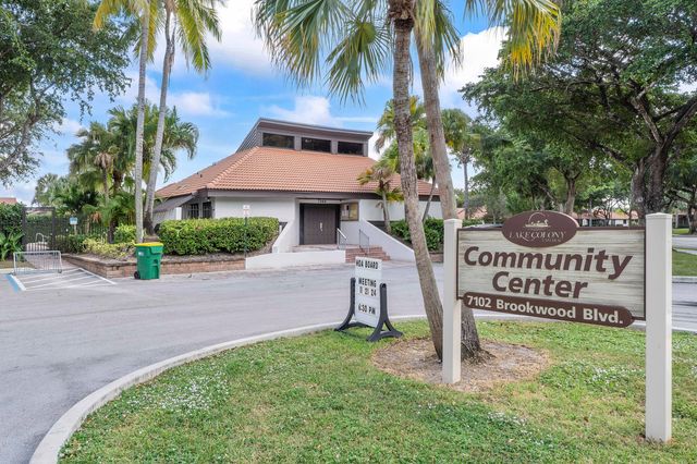 7259 Papaya Way, Tamarac, FL 33321