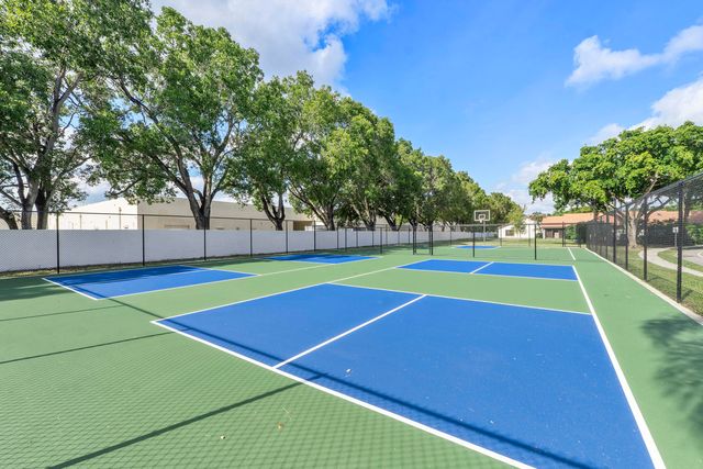 7259 Papaya Way, Tamarac, FL 33321