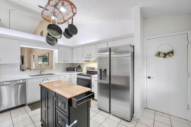 7259 Papaya Way, Tamarac, FL 33321