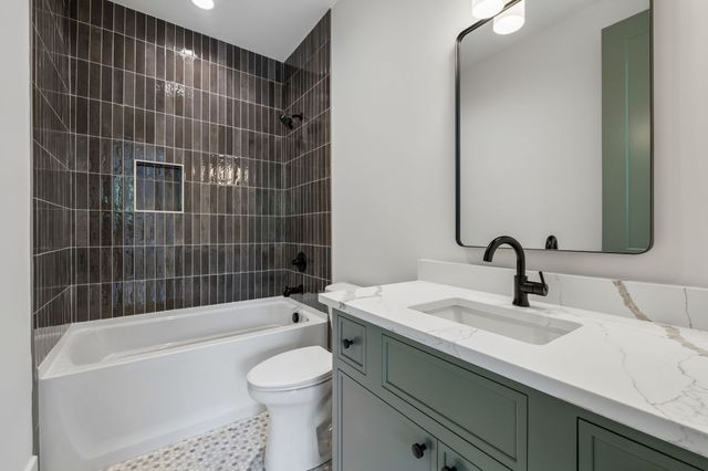 832B Neartop Dr, Nashville, TN 37205