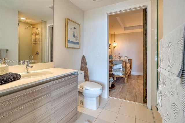 121 NE 34th Street 2502, Miami, FL 33137