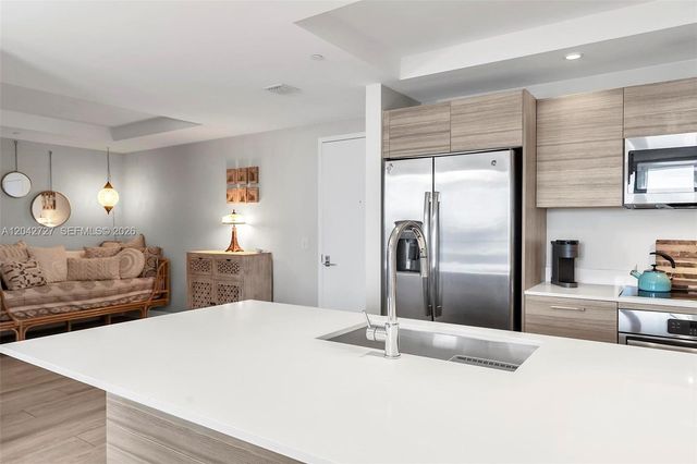121 NE 34th Street 2502, Miami, FL 33137