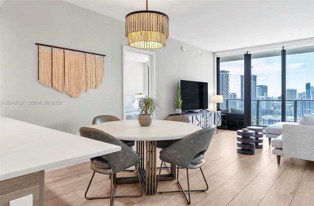 121 NE 34th Street 2502, Miami, FL 33137