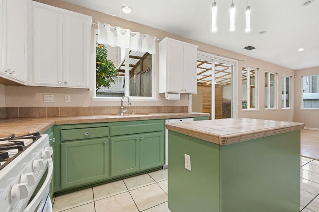 507 Scudero Cir, Pittsburg, CA 94565