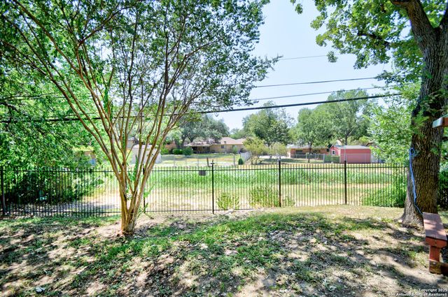 8110 Timber Grove, San Antonio, TX 78250