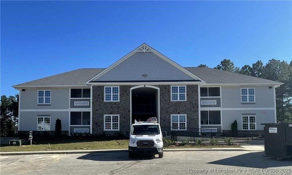 220 Gallery Drive 201, Spring Lake, NC 28390