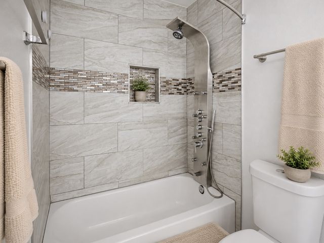 5409 Queens Court, Lake Dallas, TX 75065