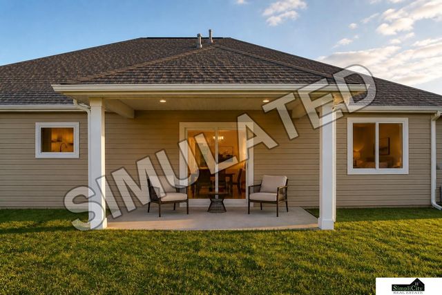 8806 Lady Bug Lane, Lincoln, NE 68526