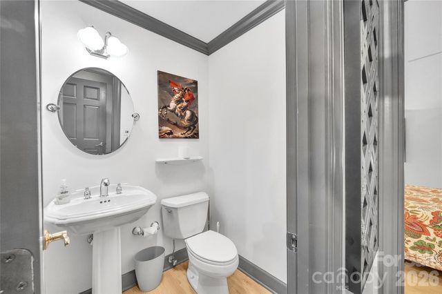 562 West Club Boulevard, Lake Toxaway, NC 28747