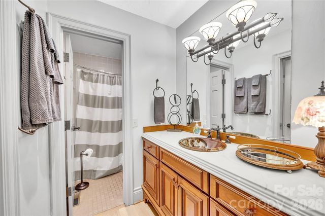 562 West Club Boulevard, Lake Toxaway, NC 28747