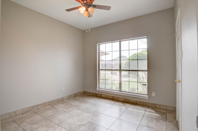 3912 Blue Pond Circle, Fort Worth, TX 76123