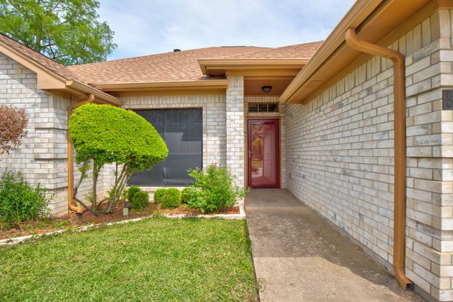3912 Blue Pond Circle, Fort Worth, TX 76123