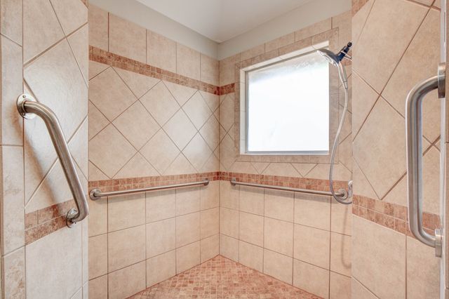 3912 Blue Pond Circle, Fort Worth, TX 76123