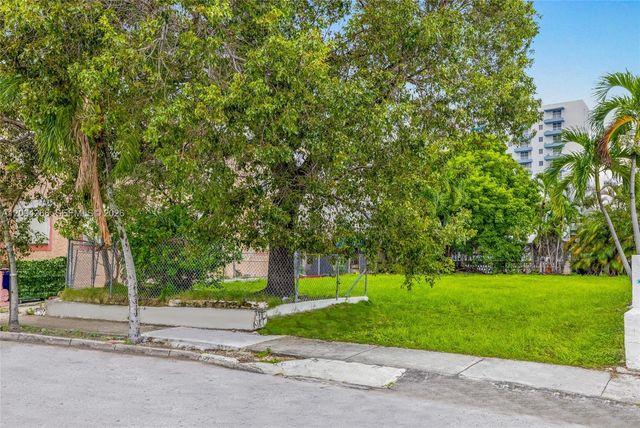 427 SW 13th Avenue, Miami, FL 33135