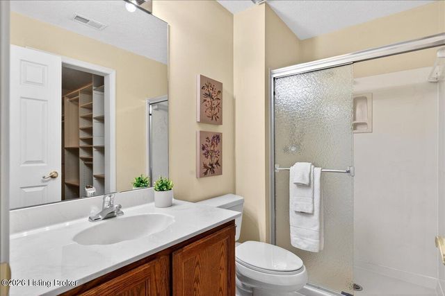 1306 Forest Park Rd, Louisville, KY 40223