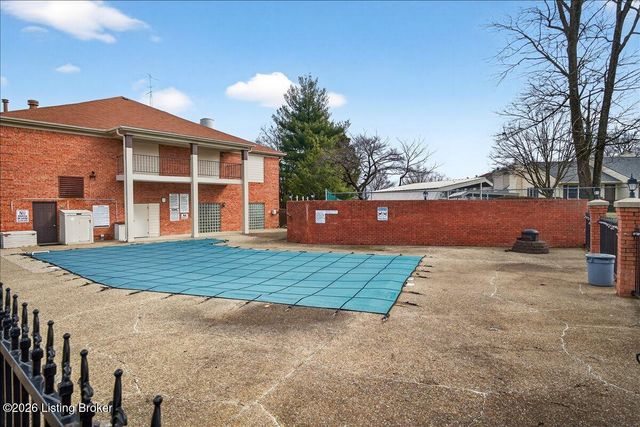 1306 Forest Park Rd, Louisville, KY 40223