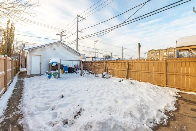 5114 S Justine Street, Chicago, IL 60609