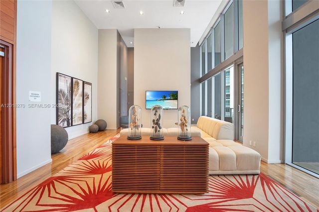 1300 Brickell Bay Dr 2000, Miami, FL 33131