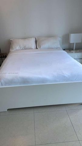 1300 Brickell Bay Dr 2000, Miami, FL 33131