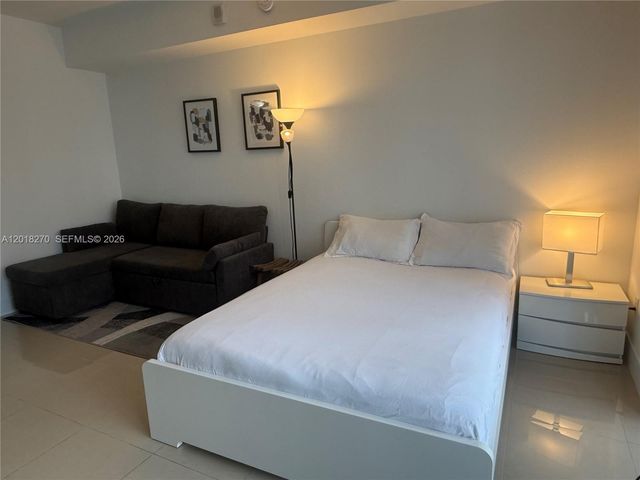 1300 Brickell Bay Dr 2000, Miami, FL 33131