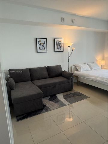 1300 Brickell Bay Dr 2000, Miami, FL 33131