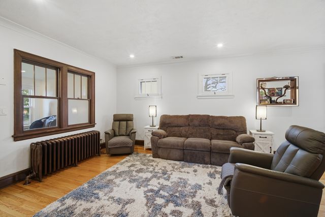 116 High Street, Highwood, IL 60040