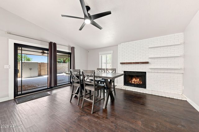5028 E SHOMI Street, Phoenix, AZ 85044