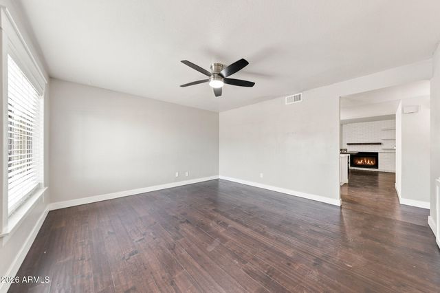 5028 E SHOMI Street, Phoenix, AZ 85044