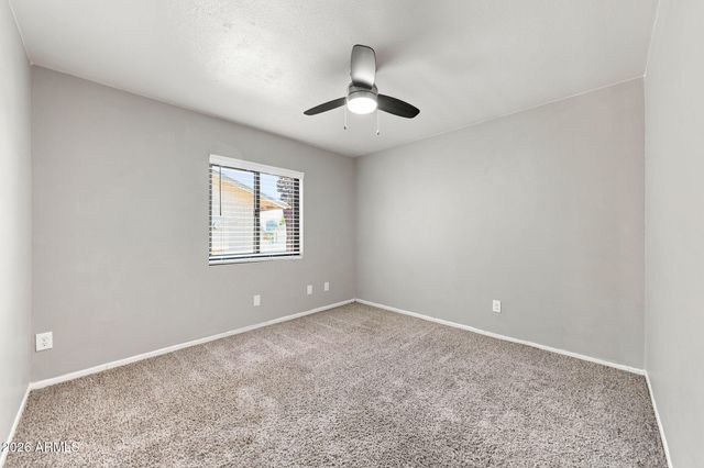 5028 E SHOMI Street, Phoenix, AZ 85044