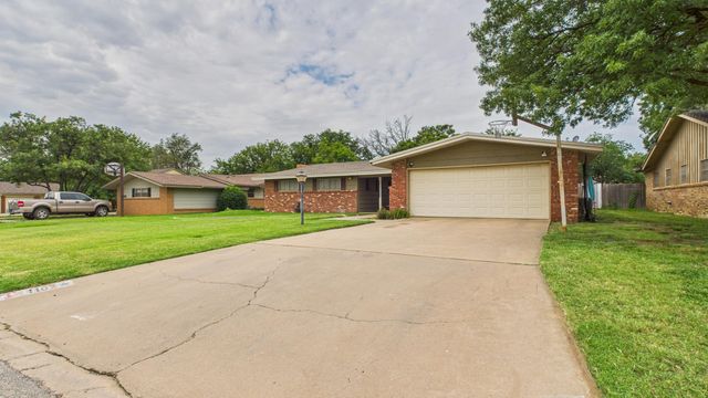 1107 Garland, Plainview, TX 79072