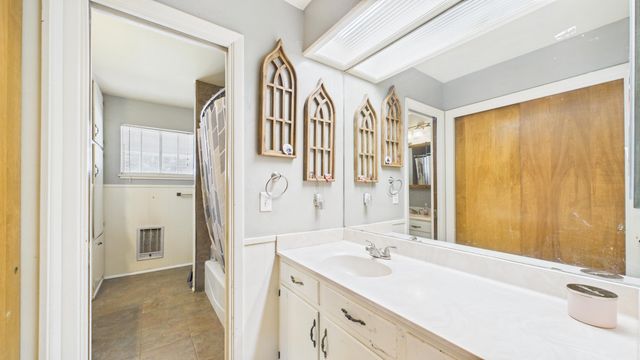 1107 Garland, Plainview, TX 79072