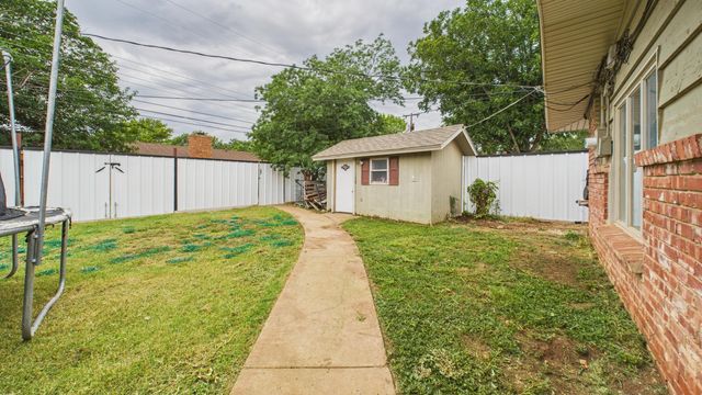 1107 Garland, Plainview, TX 79072