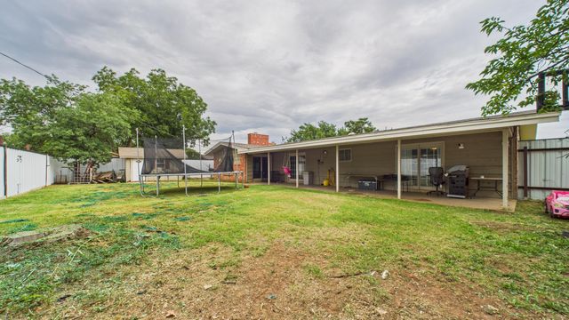 1107 Garland, Plainview, TX 79072