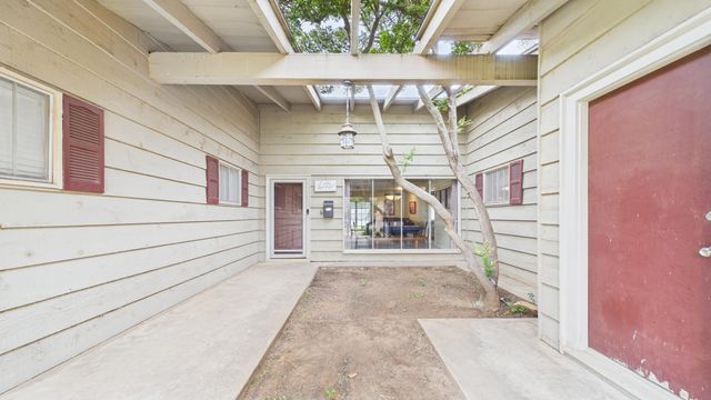 1107 Garland, Plainview, TX 79072