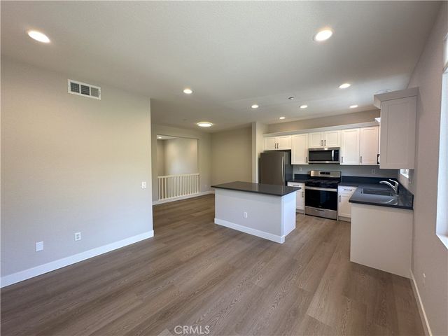 2252 Schlaepfer, Fullerton, CA 92833