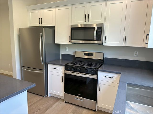 2252 Schlaepfer, Fullerton, CA 92833