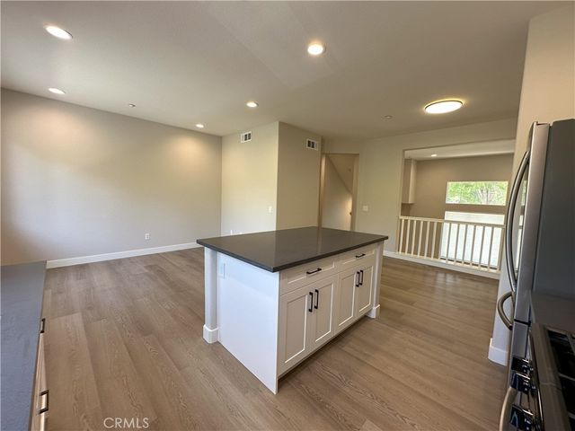 2252 Schlaepfer, Fullerton, CA 92833