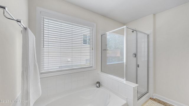17108 Creek Vista Ct, Louisville, KY 40245