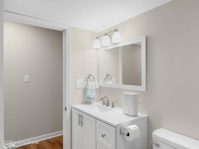 17108 Creek Vista Ct, Louisville, KY 40245