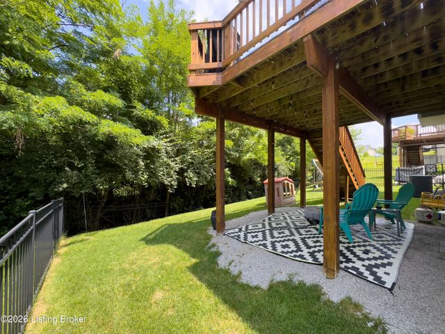 17108 Creek Vista Ct, Louisville, KY 40245