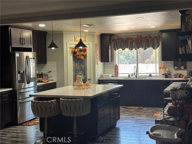 6995 Summit Valley Road, Hesperia, CA 92345