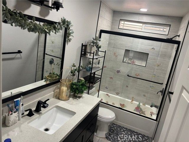 6995 Summit Valley Road, Hesperia, CA 92345