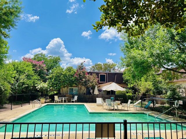 7801 Shoal Creek BLVD 246, Austin, TX 78757